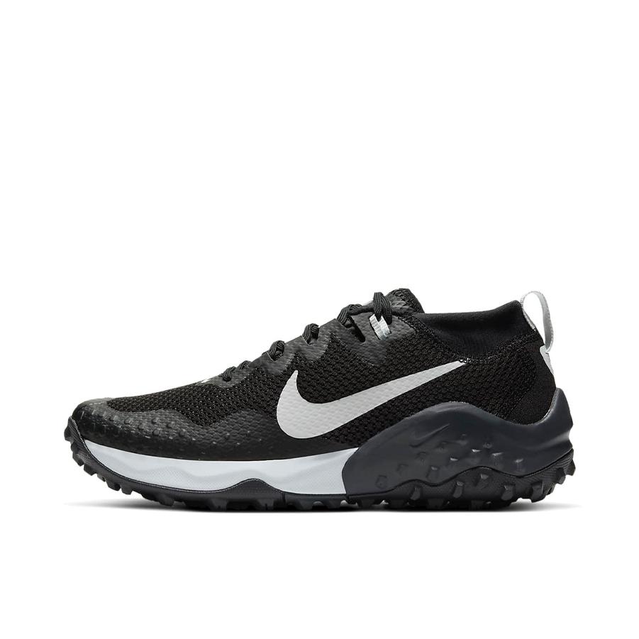 推荐商品：Nike Wildhorse 7 跑鞋 透气户外越野减震回弹防滑耐磨时尚复古织物合成革 黑色/白色