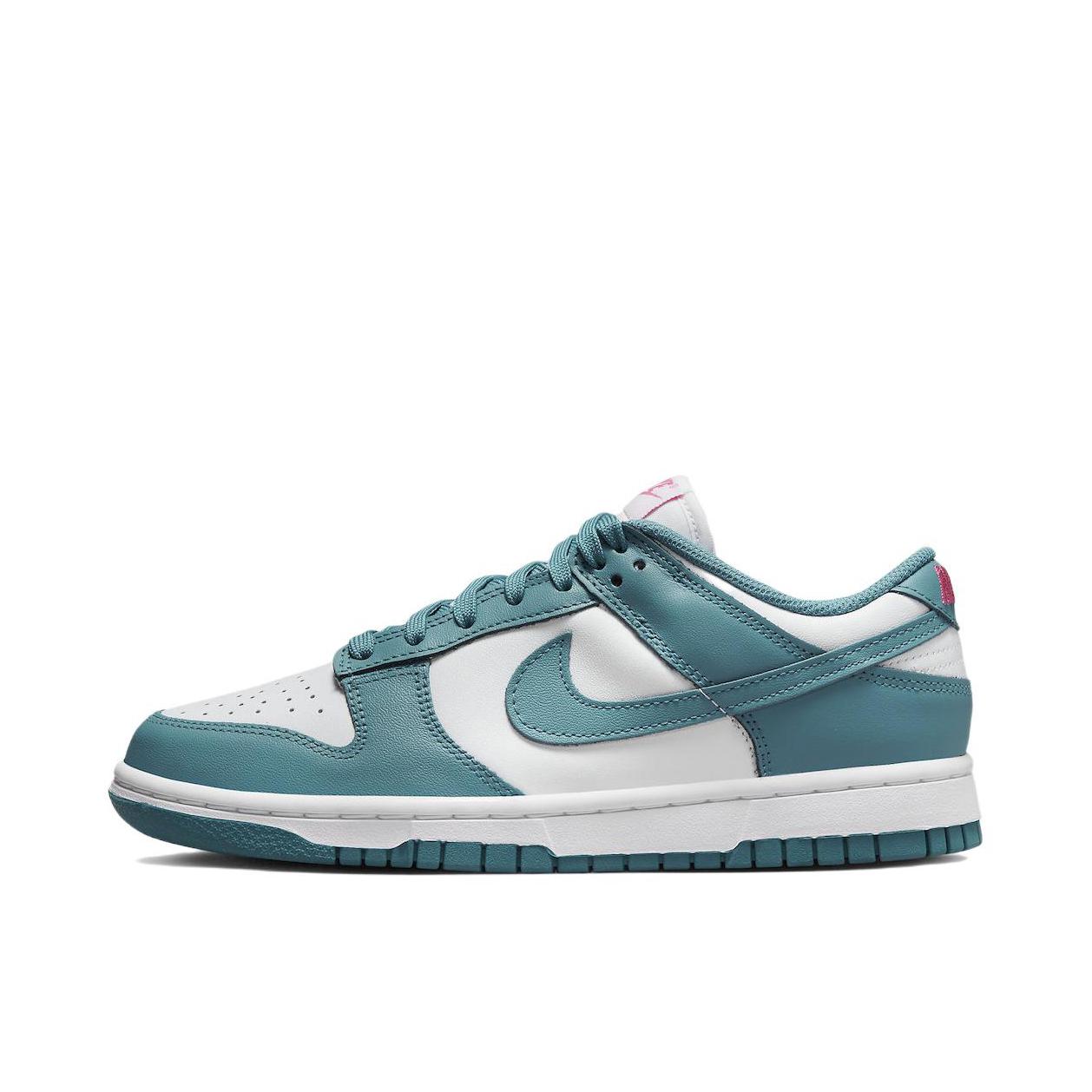 推荐商品：Nike Dunk 板鞋 经典复古百搭 白色/青色