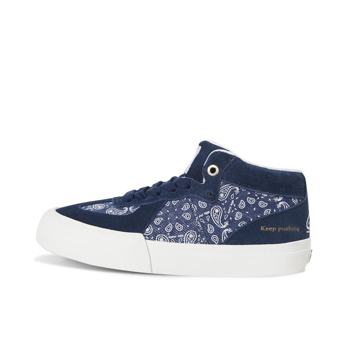推荐商品：Ollieskate/顽刻 防滑耐磨 轻便舒适 减震透气 复古百搭 休闲运动 翻毛皮 滑板 德训 帆布鞋 FLIPII08012 中帮/蓝色