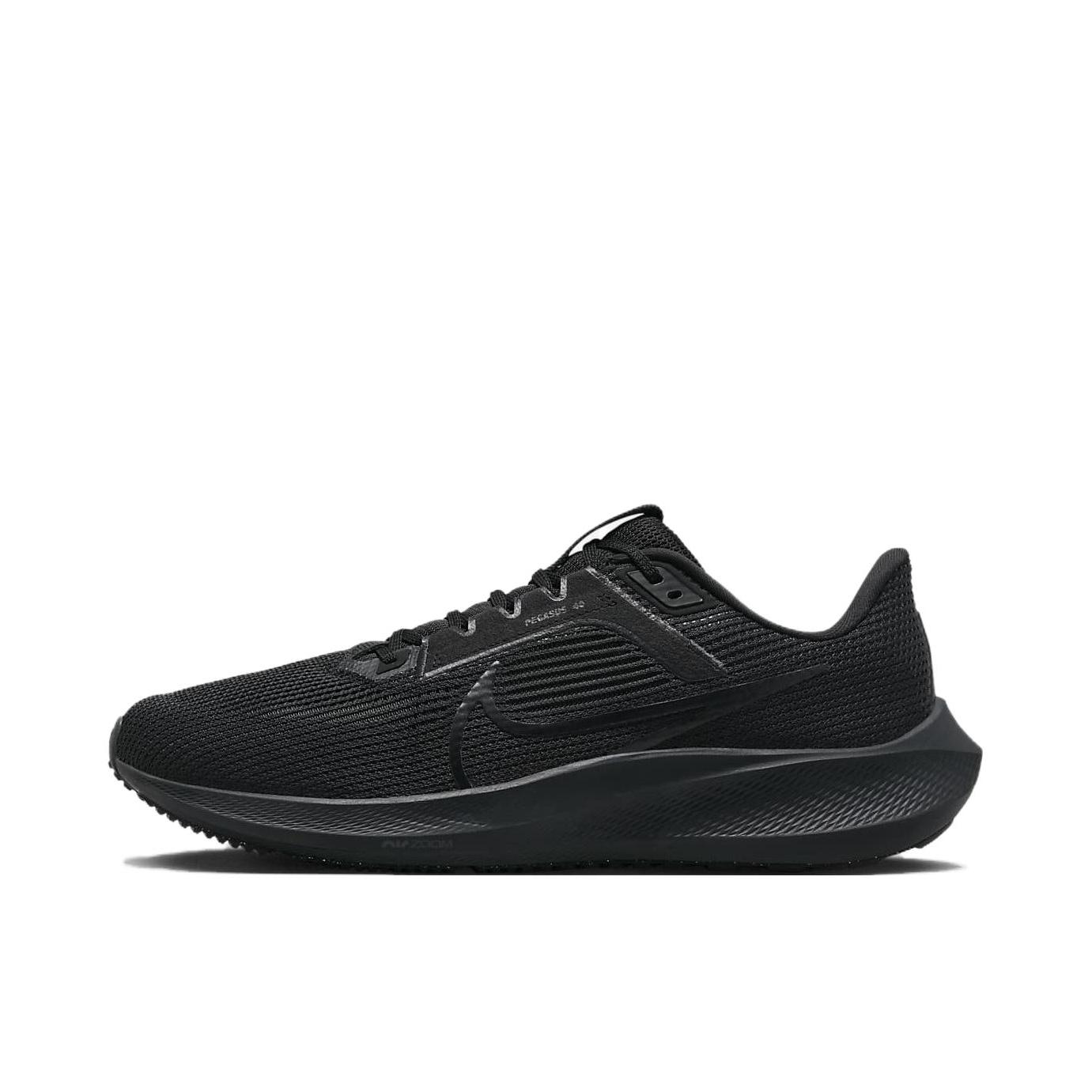推荐商品：Nike Air Zoom Pegasus 40 跑鞋 缓震网面透气轻质飞马田径训练回弹支撑圆头 全黑