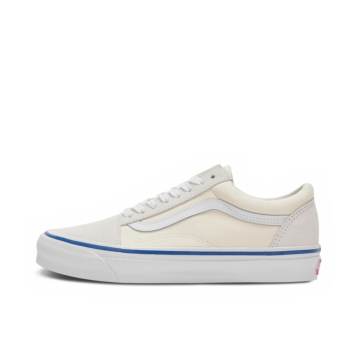 推荐商品：Vans/范斯 Old Skool 滑板鞋 板鞋 轻便防滑复古舒适经典 白色/蓝色