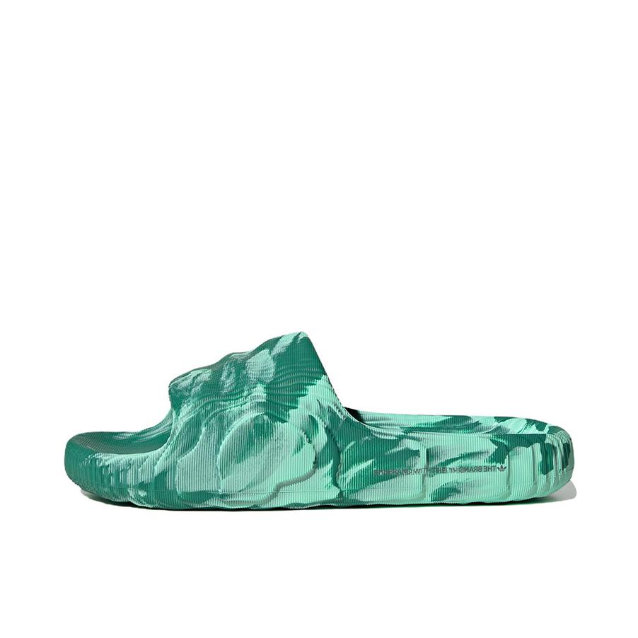 推荐商品：adidas Original Adilette 22 防滑耐磨 舒适轻便 百搭 一字 外穿 拖鞋 深绿色
