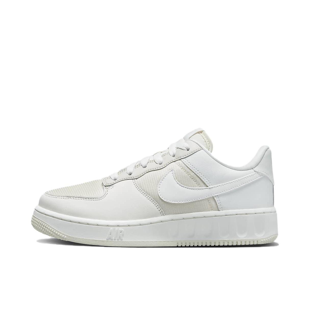 推荐商品：Nike Air Force 1 空军一号 板鞋 轻便舒适百搭耐磨防滑复古 纯白色