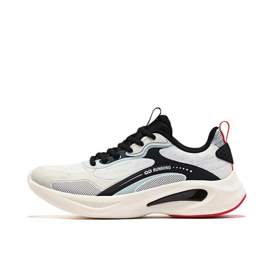 推荐商品：乔丹体育 防滑耐磨 防水 跑鞋 BM43220250G 乔丹白/黑色