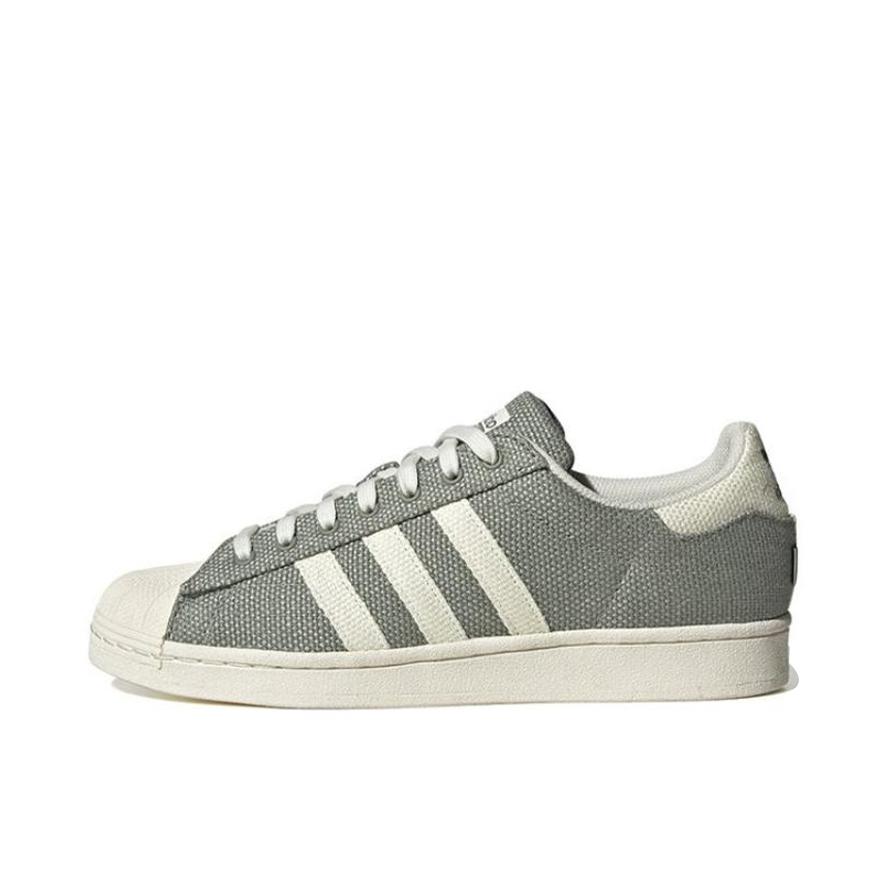推荐商品：【宋雨琦同款】 adidas Originals Superstar 板鞋 轻便贝壳头薄底舒适百搭耐磨复古 灰绿色/白色