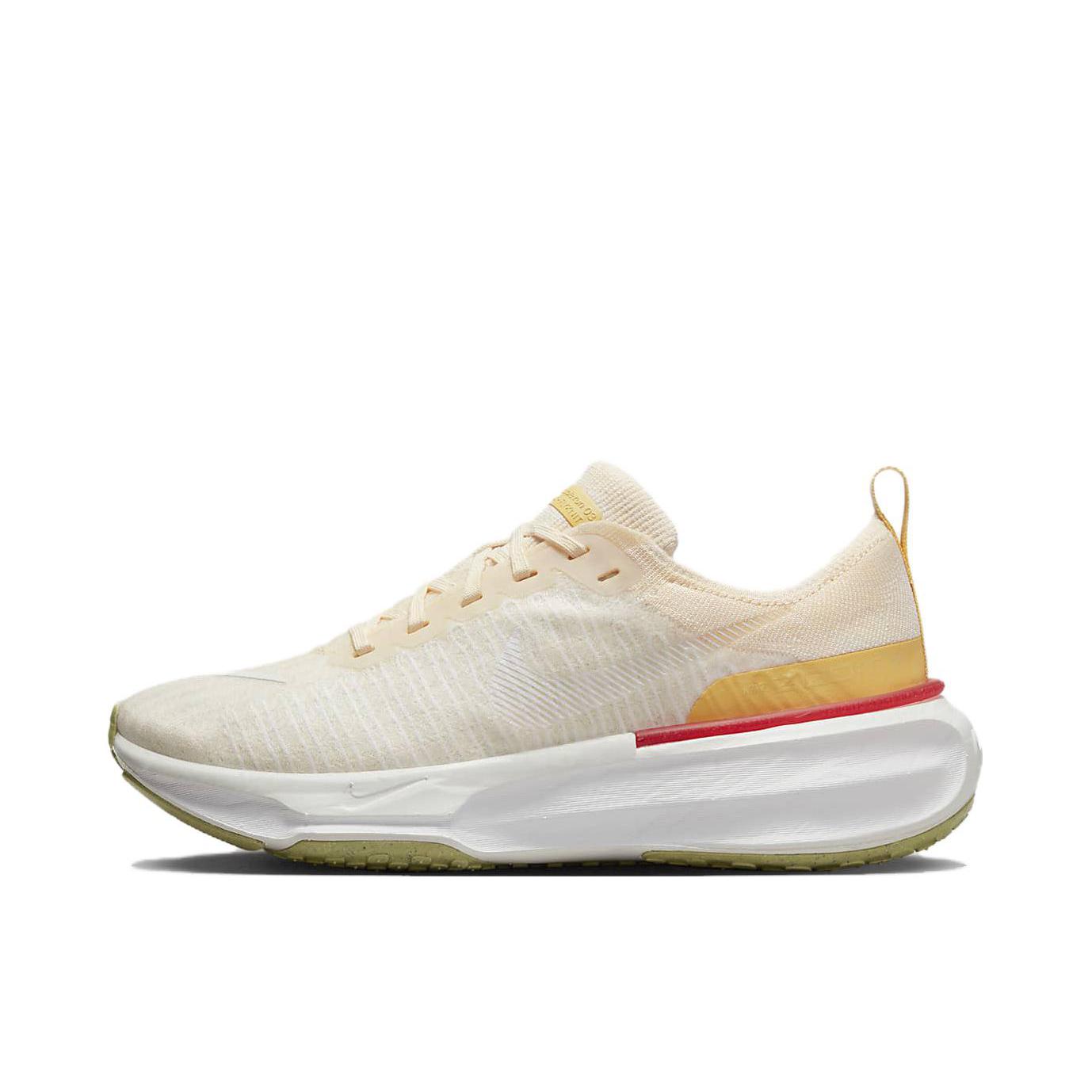 推荐商品：Nike Invincible 3 跑鞋 透气缓震织物运动支撑训练轻便平跟 女款/淡奶白/椰奶色