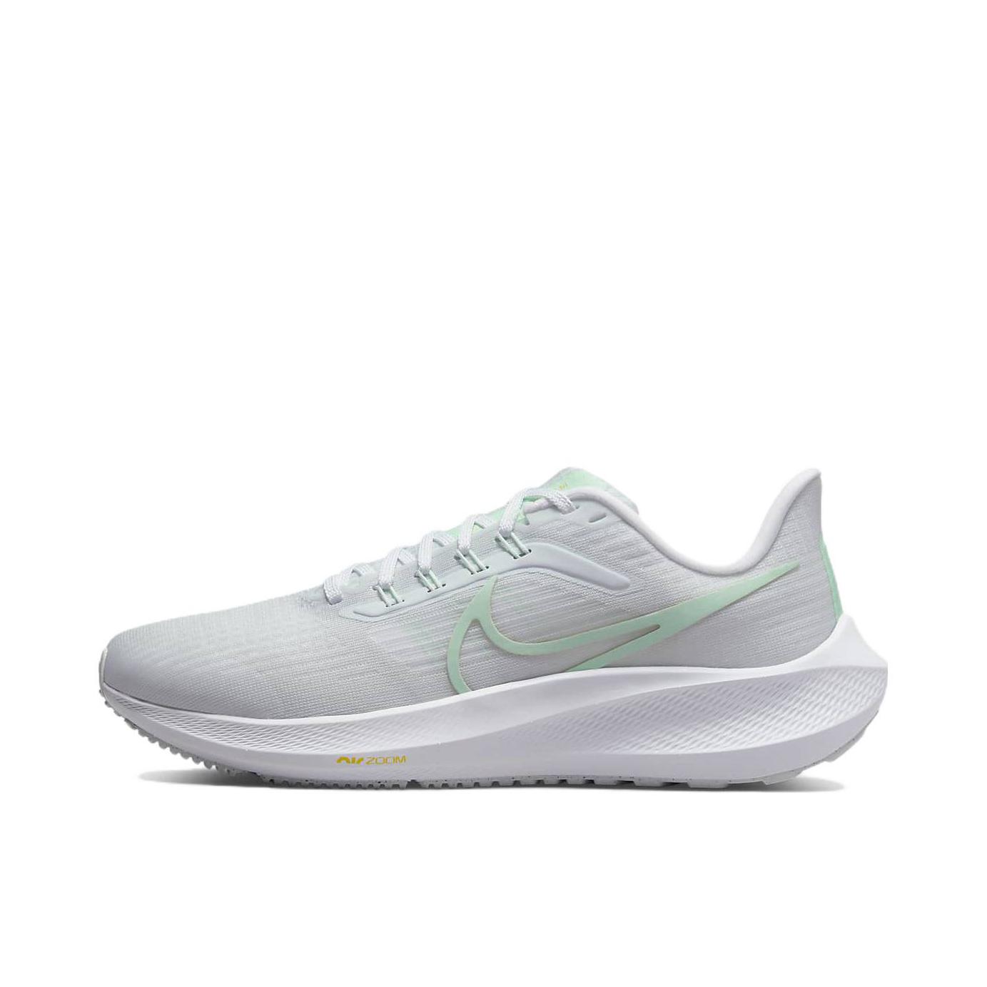 推荐商品：Nike Air Zoom Pegasus 39 跑鞋 缓震轻质网面透气马拉松回弹织物运动圆头包裹性支撑 灰色/浅绿色