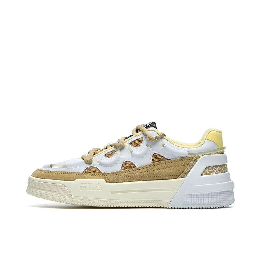 推荐商品：FILA/斐乐 Heritage 防滑耐磨 舒适透气 减震 圆头 复古 休闲鞋 云雀棕/白色