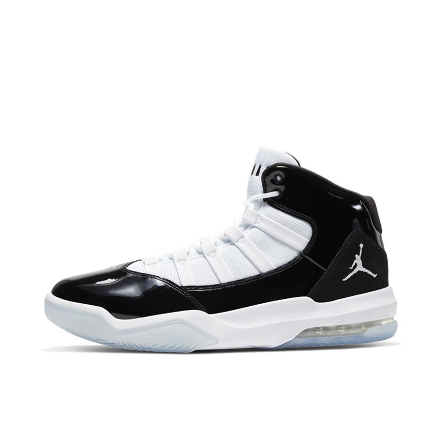 推荐商品：Jordan Max Aura 篮球鞋 复古百搭舒适缓震防滑耐磨合成革 Black/White 康扣