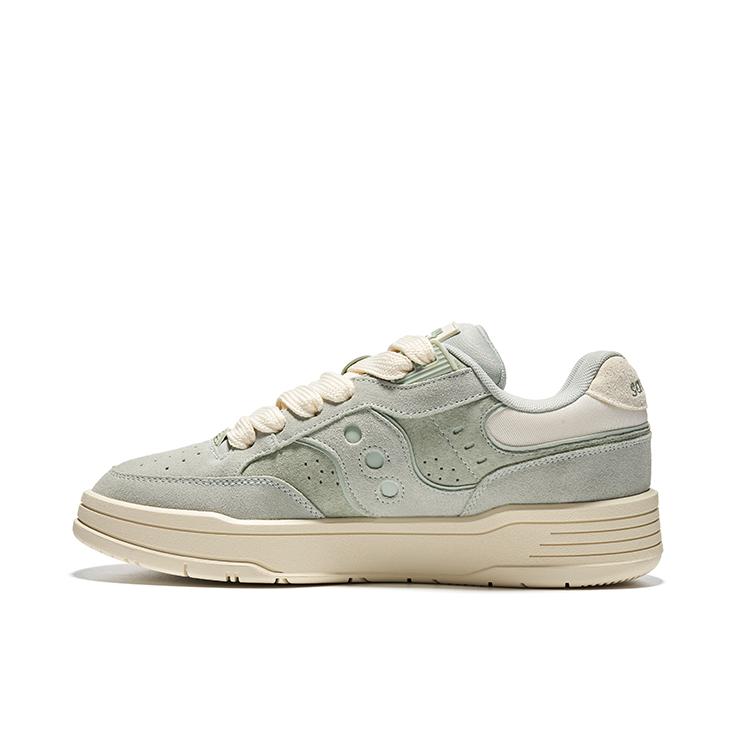 推荐商品：Saucony/索康尼 CHILLTIME 舒适耐磨 防滑减震 厚底 复古百搭 牛皮 增高圆头 绒面革 跑步 面包鞋 运动休闲鞋 米色/绿色