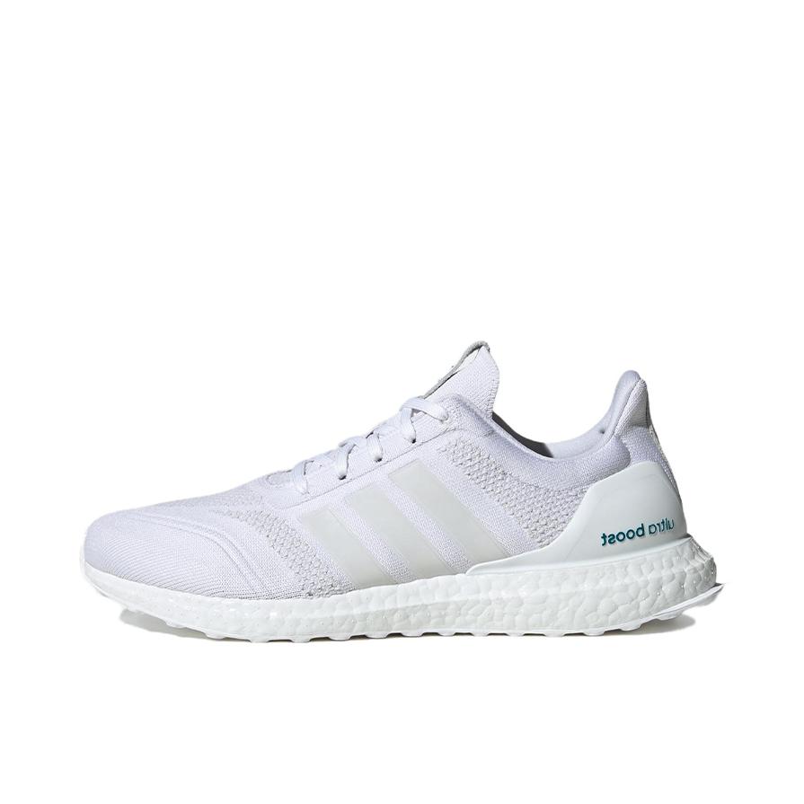推荐商品：adidas Ultraboost DNA Guard 跑鞋 减震回弹防滑耐磨舒适轻便透气户外防水织物休闲轻运动抗扭转 白色