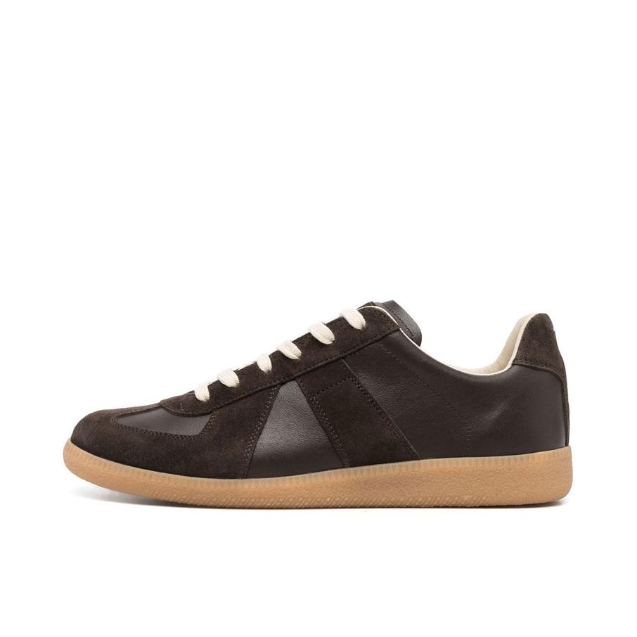 推荐商品：Maison Margiela 梅森·马吉拉 Replica 板鞋 德训鞋 时尚复古简约圆头牛皮拼接 褐色/棕色