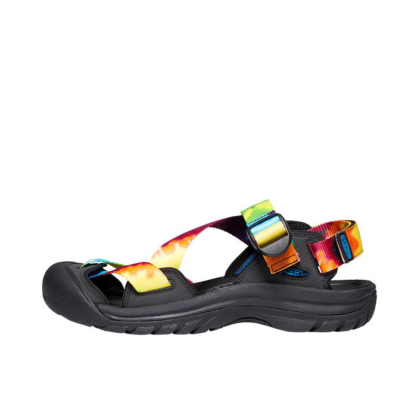推荐商品：KEEN/科恩 Zerraport 2 防滑耐磨 涉水 搭扣 丑萌 露营 包头 一字扣式 户外鞋 溯溪鞋 黑色/扎染