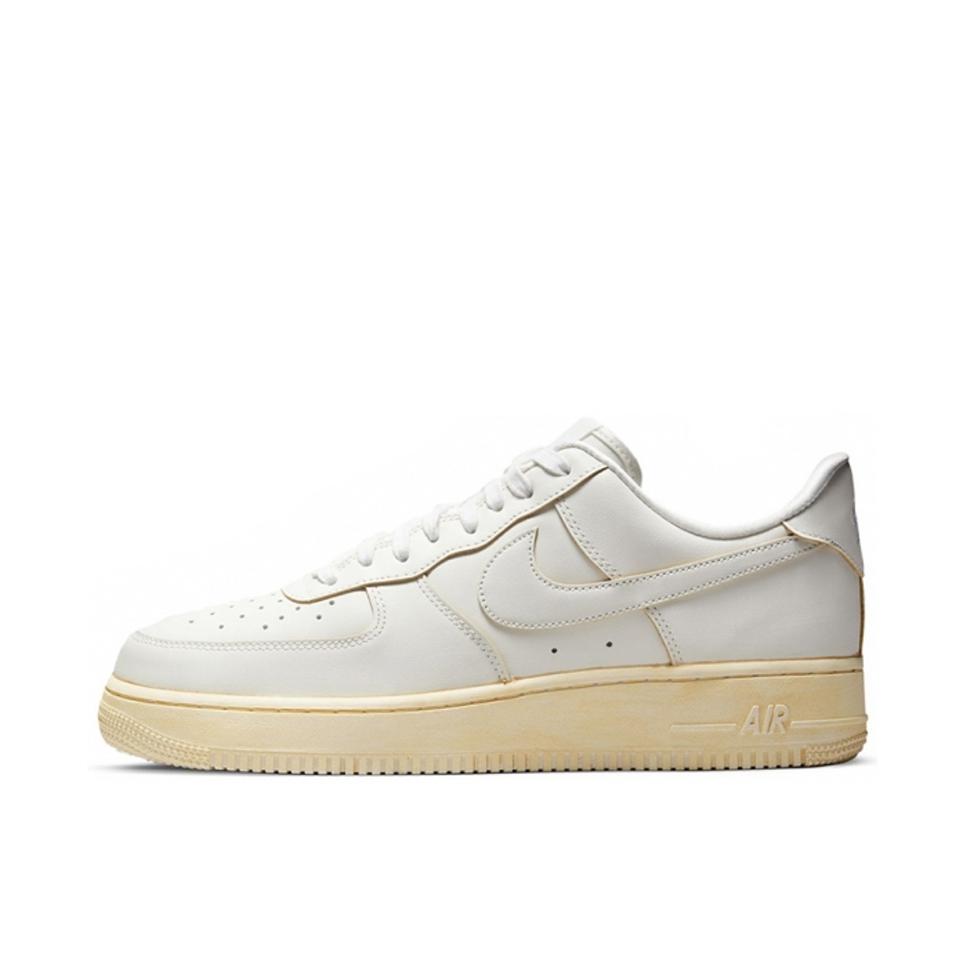 推荐商品：Nike Air Force 1 空军一号 板鞋 轻便舒适百搭耐磨防滑复古 Keep 'Em Fresh 低帮/撕纸/米白