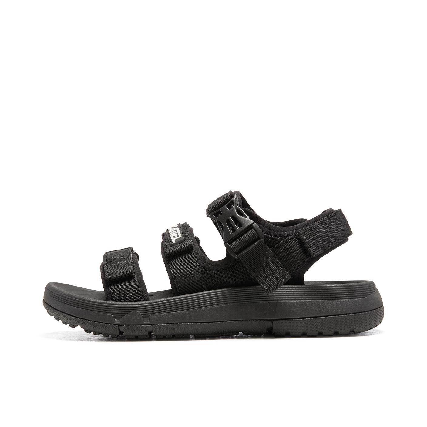 推荐商品：骆驼 防滑耐磨 软底透气 运动 沙滩 魔术贴 凉鞋 XSS2220002 黑色