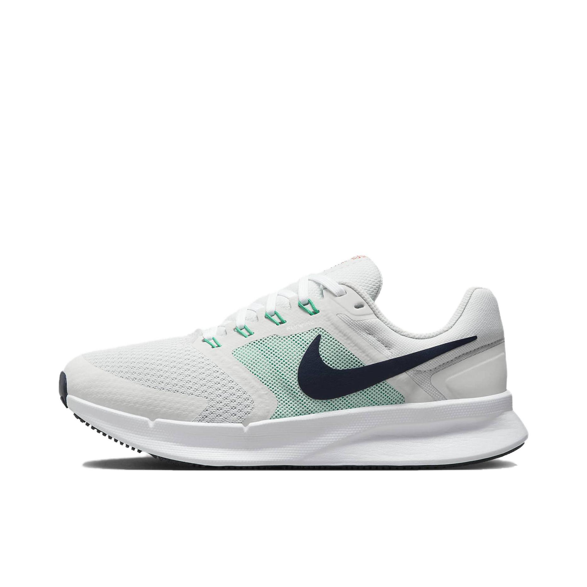 推荐商品：Nike Run Swift 3 跑鞋 减震防滑耐磨舒适网面透气缓震运动支撑贴合圆头耐穿耐用 女款/白色/绿色