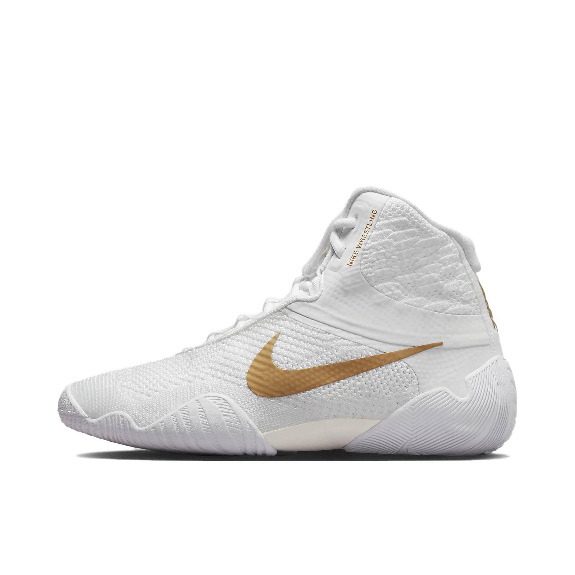 推荐商品：Nike Tawa 减震防滑 轻便舒适 耐磨 训练鞋 白色/黄色
