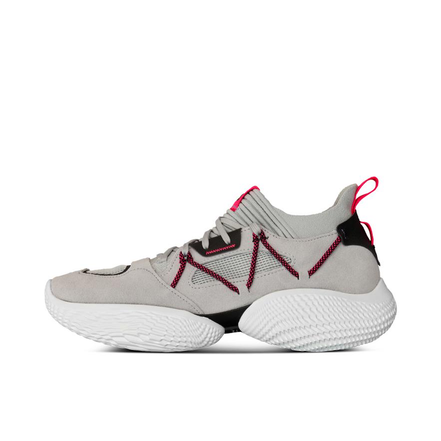 推荐商品：Under Armour/安德玛 Curry Flow POD 健身训练 透气 缓震耐磨 运动 篮球鞋 灰色