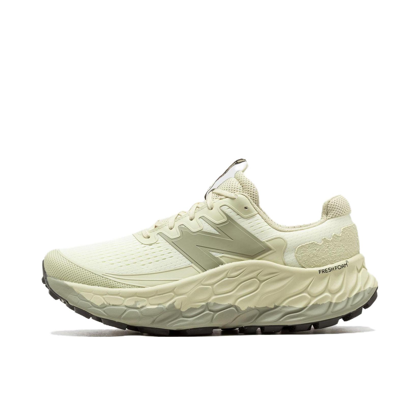 推荐商品：New Balance Fresh Foam X Trail More v3 跑鞋 减震防滑耐磨透气稳定织物马拉松耐用 绿色/米白色