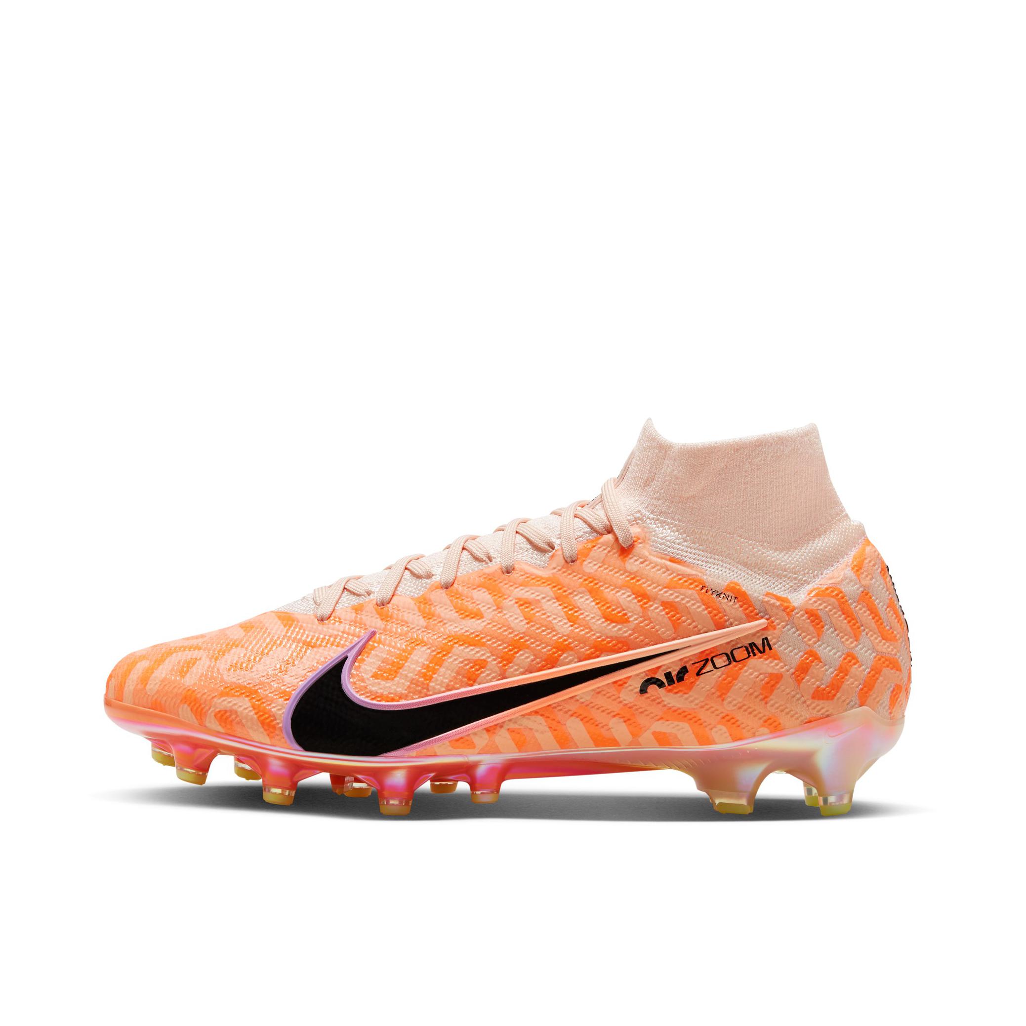 推荐商品：Nike Zoom Mercurial Superfly 9 Elite WC AG-Pro 超顶级 胶质短钉 人造草地 减震防滑 足球鞋 橙色 