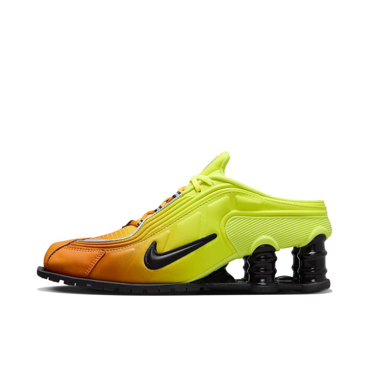 推荐商品：Nike Shox MR4 跑鞋 时尚复古防滑耐磨缓震回弹橡胶 Martine rose 联名/绿色/橙色/黑色