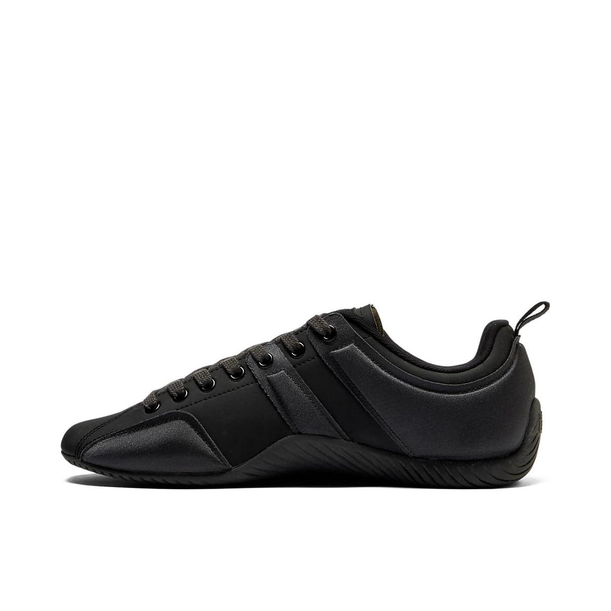 推荐商品：Onitsuka Tiger Sclaw Puff 舒适轻便 耐磨透气 时尚百搭 简约 休闲鞋 黑色