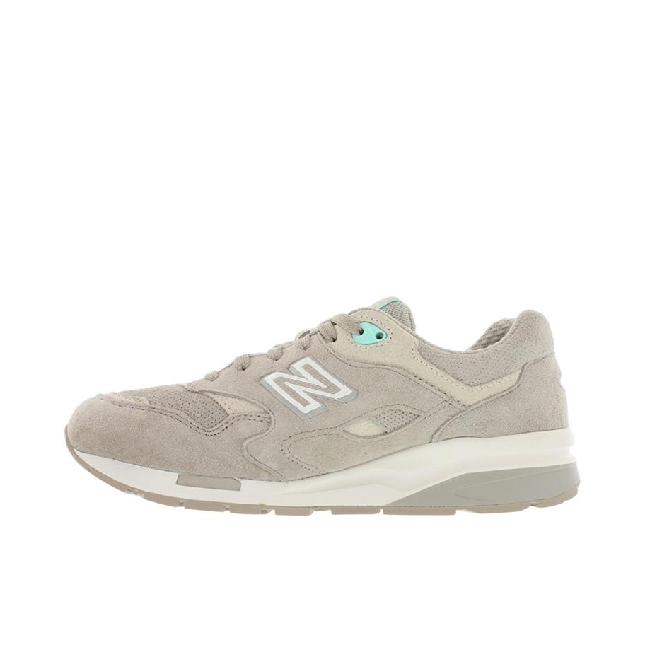 推荐商品：New Balance 1600 跑鞋 复古百搭休闲运动防滑耐磨轻便减震透气织物缓震低帮圆头 浅灰