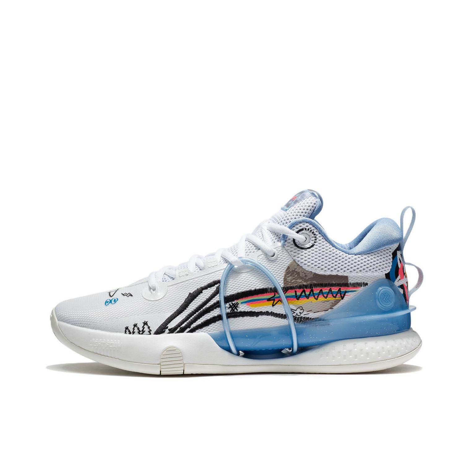 推荐商品：李宁 闪击8 Premium 篮球鞋 䨻科技防滑耐磨支撑稳定高回弹透气缓震实战 圣诞节