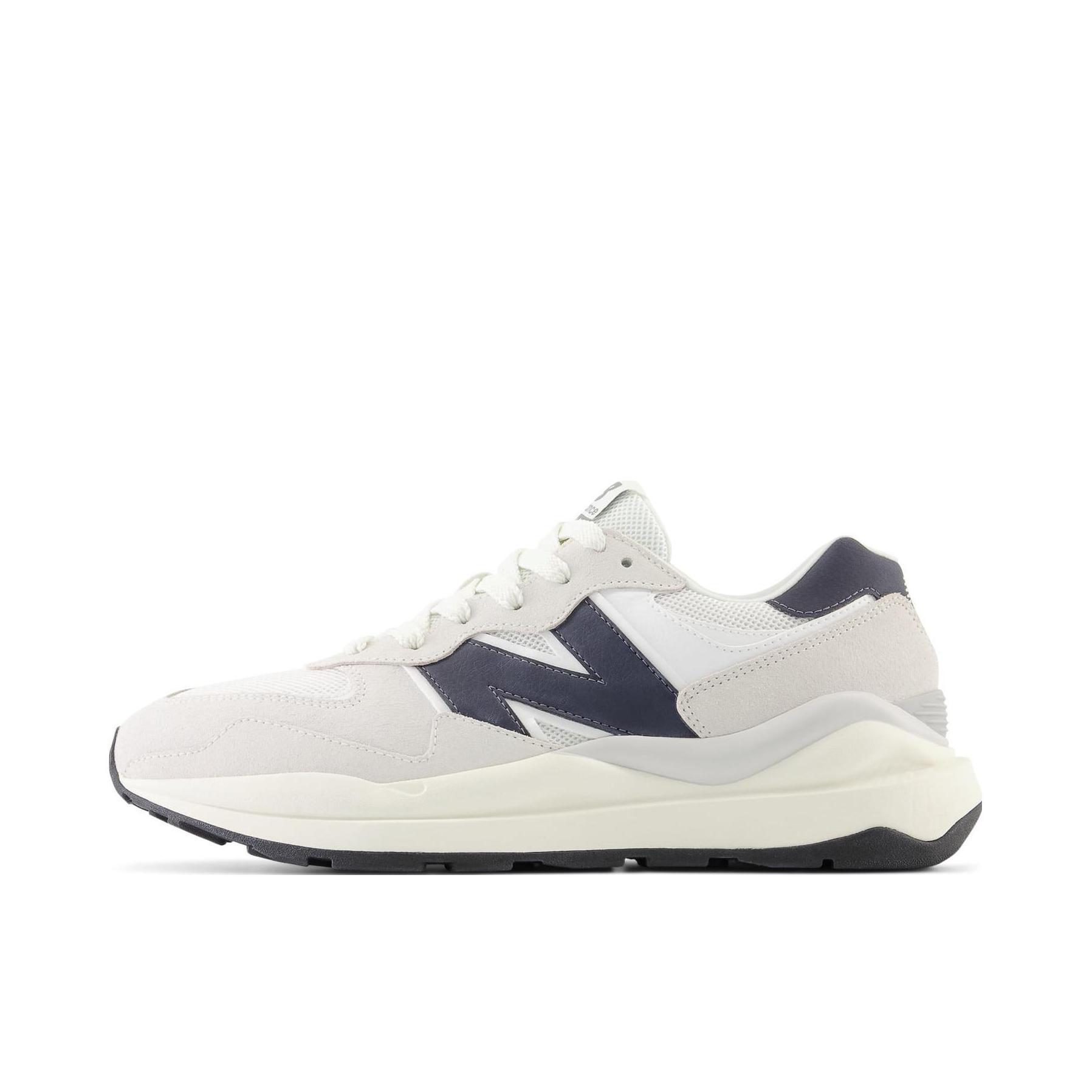 推荐商品：New Balance 5740 跑鞋 轻便减震防滑耐磨透气拼接织物防水复古 白色/蓝色