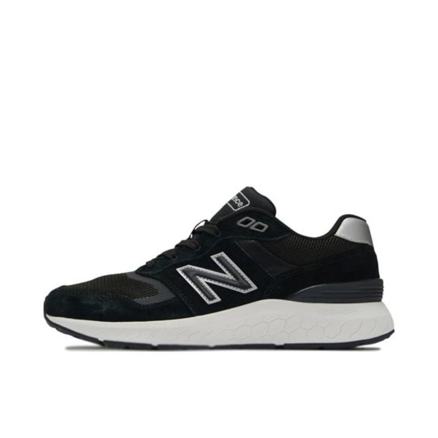 推荐商品：New Balance 880 跑鞋 经典复古缓震舒适透气减震防滑耐磨简约低帮长跑 黑色/白色