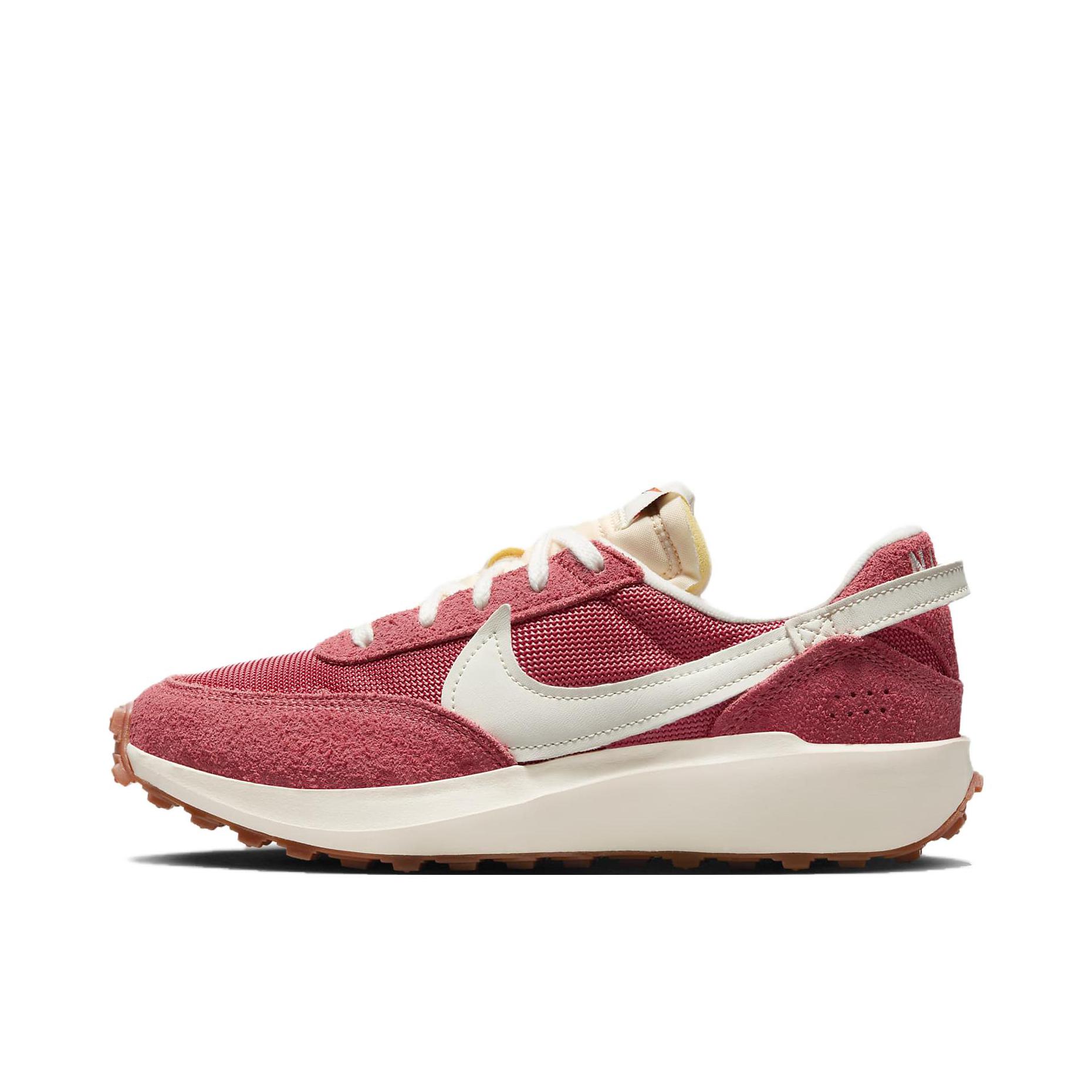 推荐商品：Nike Waffle Debut 运动休闲鞋 轻便缓震防滑复古圆头抓地包裹性 女款/红色