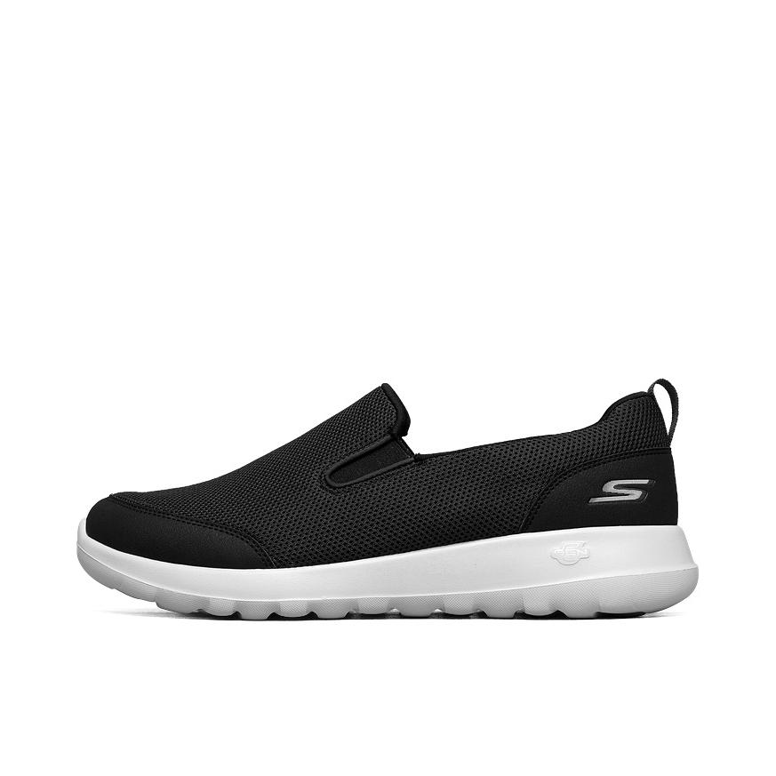 推荐商品：Skechers/斯凯奇 Go Walk Max 防滑耐磨 网面透气 舒适轻便 缓震软底 简约百搭 复古 运动休闲鞋 黑色/帆白