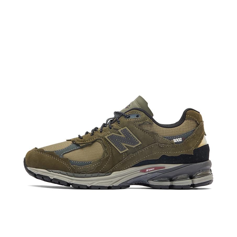 推荐商品：New Balance 2002R 跑鞋 缓震防滑耐磨透气复古拼接防水气垫慢跑支撑 绿色/灰色/蓝色
