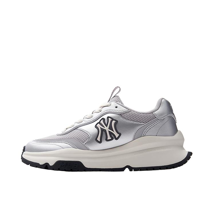 推荐商品：MLB Chunky Runner 跑鞋 厚底鞋 舒适百搭增高耐磨复古轻便减震 纽约洋基队/灰色