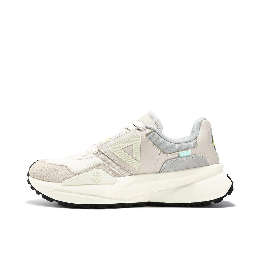 推荐商品：匹克 态极70S 缓震舒适 耐磨 复古 时尚 运动休闲鞋 米黄色/灰色