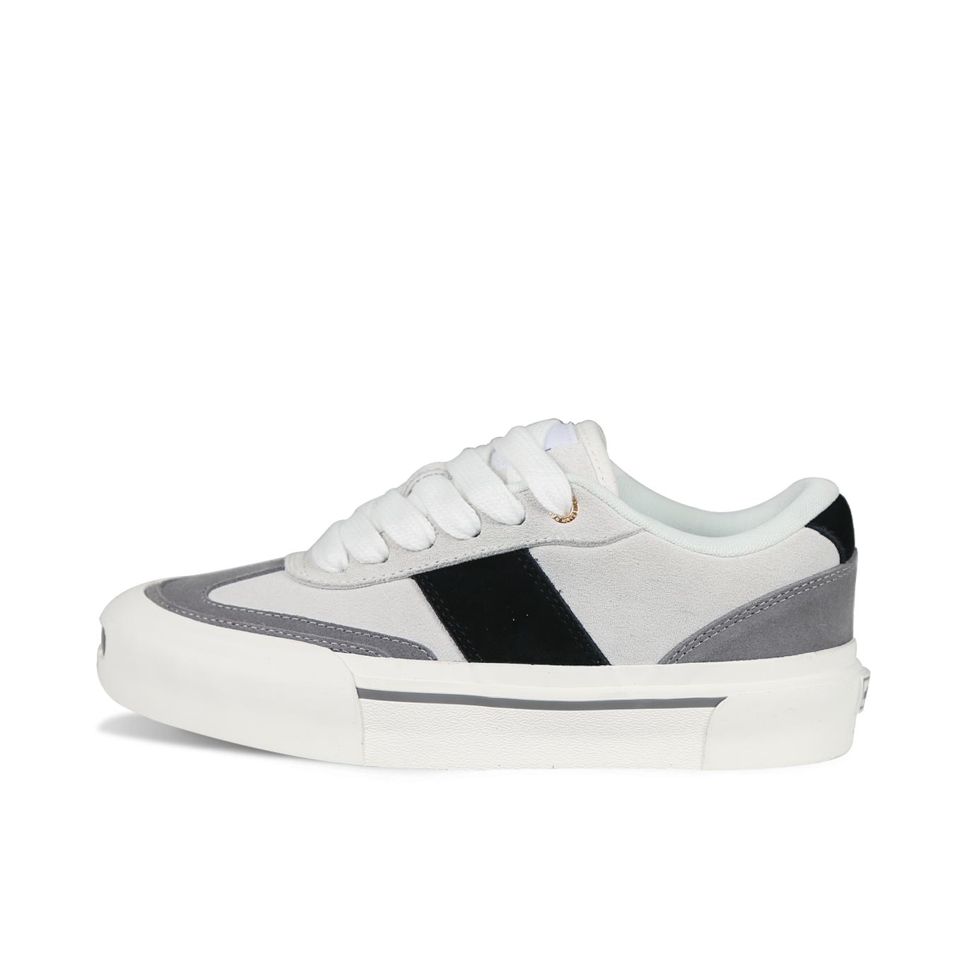 推荐商品：Ollieskate/顽刻 时尚百搭 复古 拼接 防滑耐磨 面包鞋 OBSERVE58001 白色/黑色/灰色