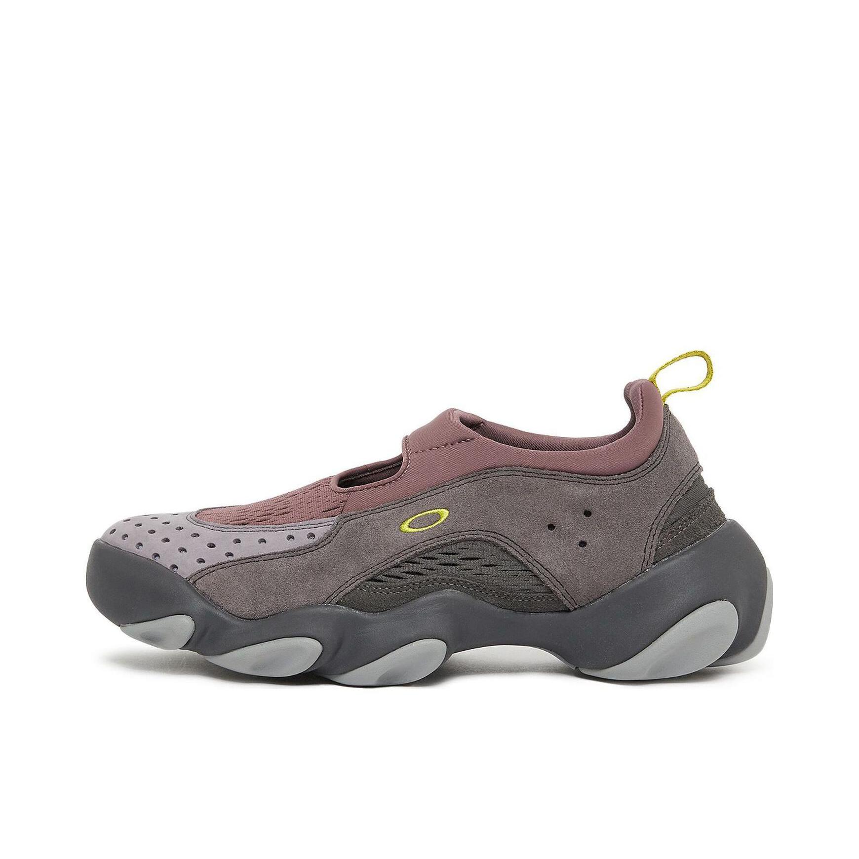 推荐商品：Oakley/欧克利 耐磨 舒适时尚 增高百搭 运动休闲鞋 BDP23S02003071GY03 红色/褐色