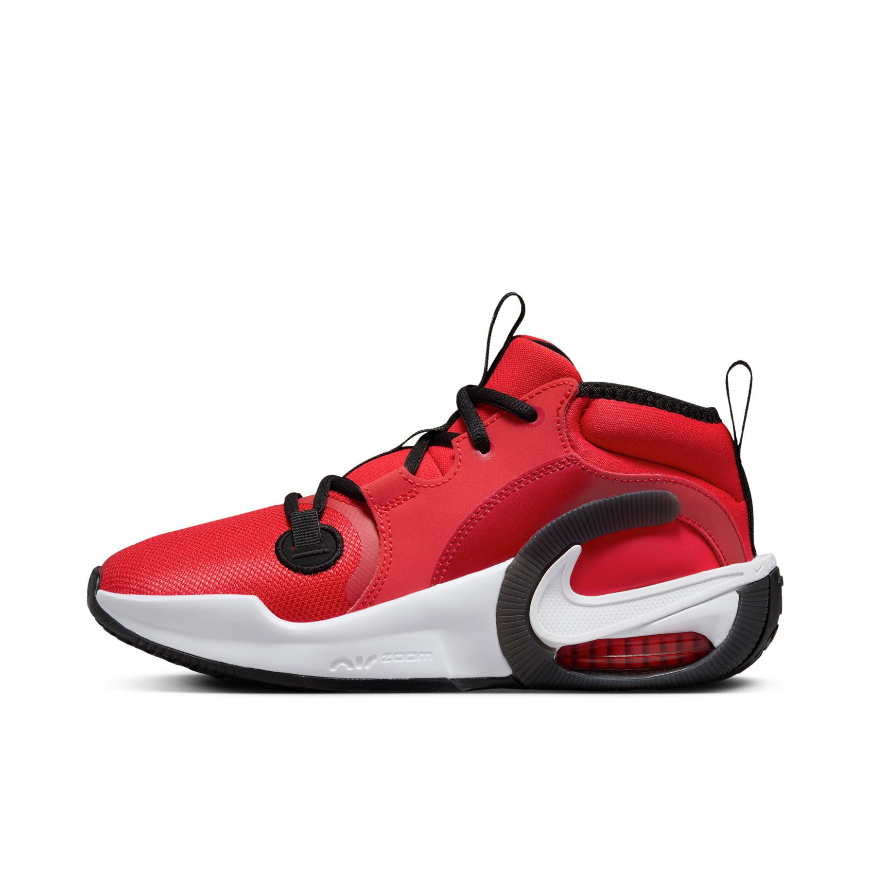 推荐商品：Nike Air Zoom Crossover 2 网面透气 防水轻便 舒适缓震 防滑耐磨 织物 合成革 篮球鞋 大童/红色