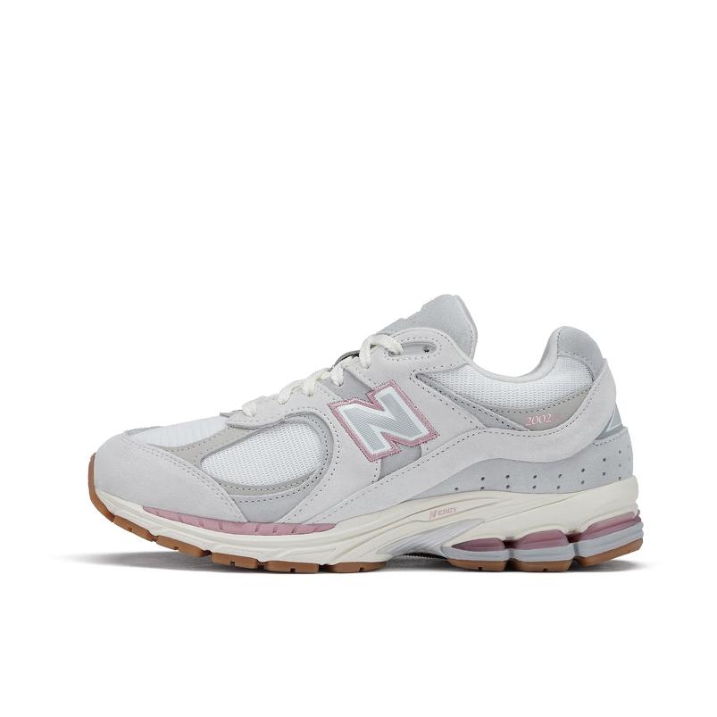 推荐商品：New Balance 2002R 跑鞋 缓震防滑耐磨透气复古拼接防水气垫慢跑支撑 灰白色