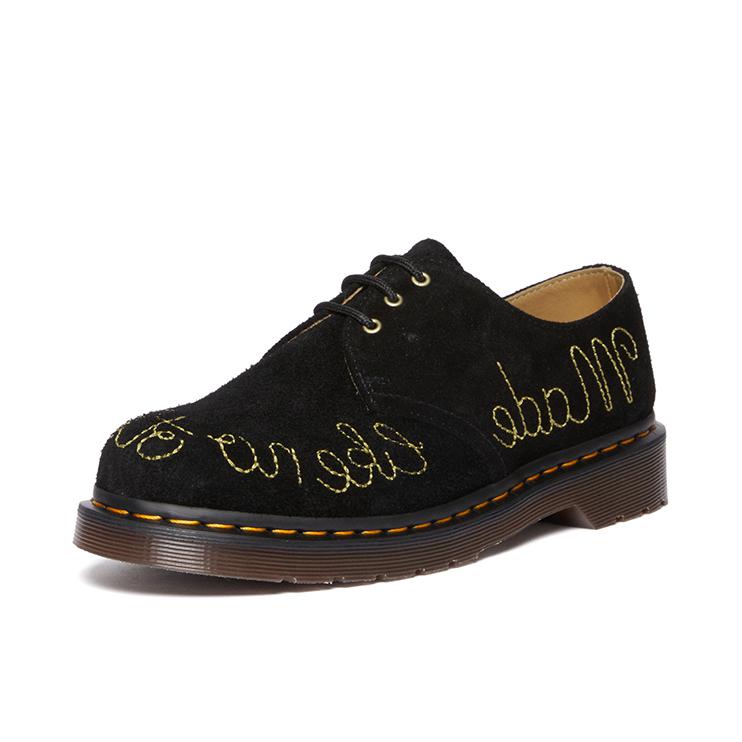 推荐商品：Dr. Martens 英伦风 男/女 复古 3孔 马丁靴 1461 黑色