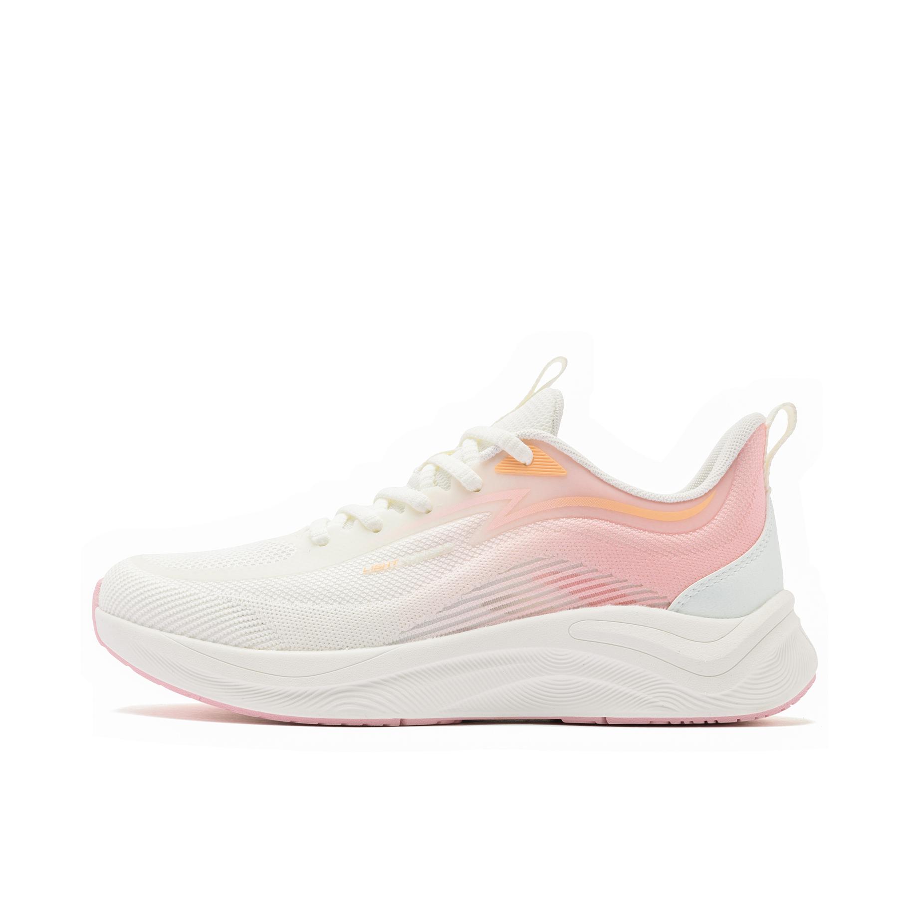 推荐商品：乔丹体育 驰风 跑鞋 聚软减震透气防滑耐磨慢跑软底回弹舒适轻便防风一体织 女款/象牙色/花蜜粉