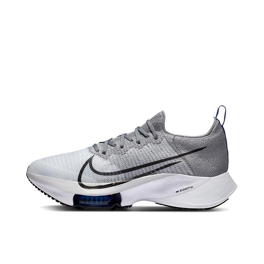 推荐商品：Nike Air Zoom Tempo NEXT% 跑鞋 全掌稳定支撑耐磨透气防滑碳板跑道耐穿 男款/灰色/白色