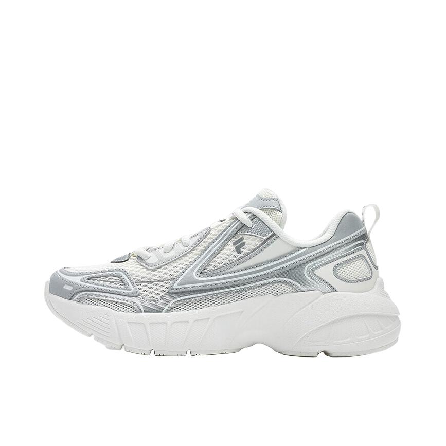 推荐商品：FILA/斐乐 CRED 舒适百搭 防滑耐磨 网面透气 复古休闲 跑鞋 女款/雪白/银灰色