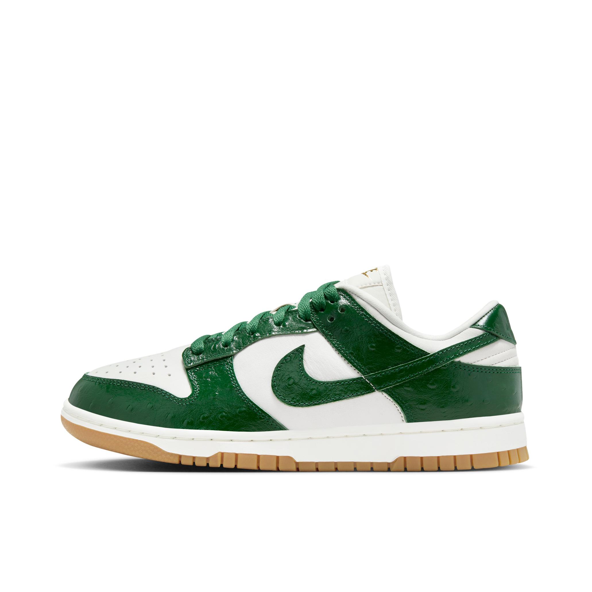 推荐商品：Nike Dunk 板鞋 经典复古百搭 墨绿色/白色  