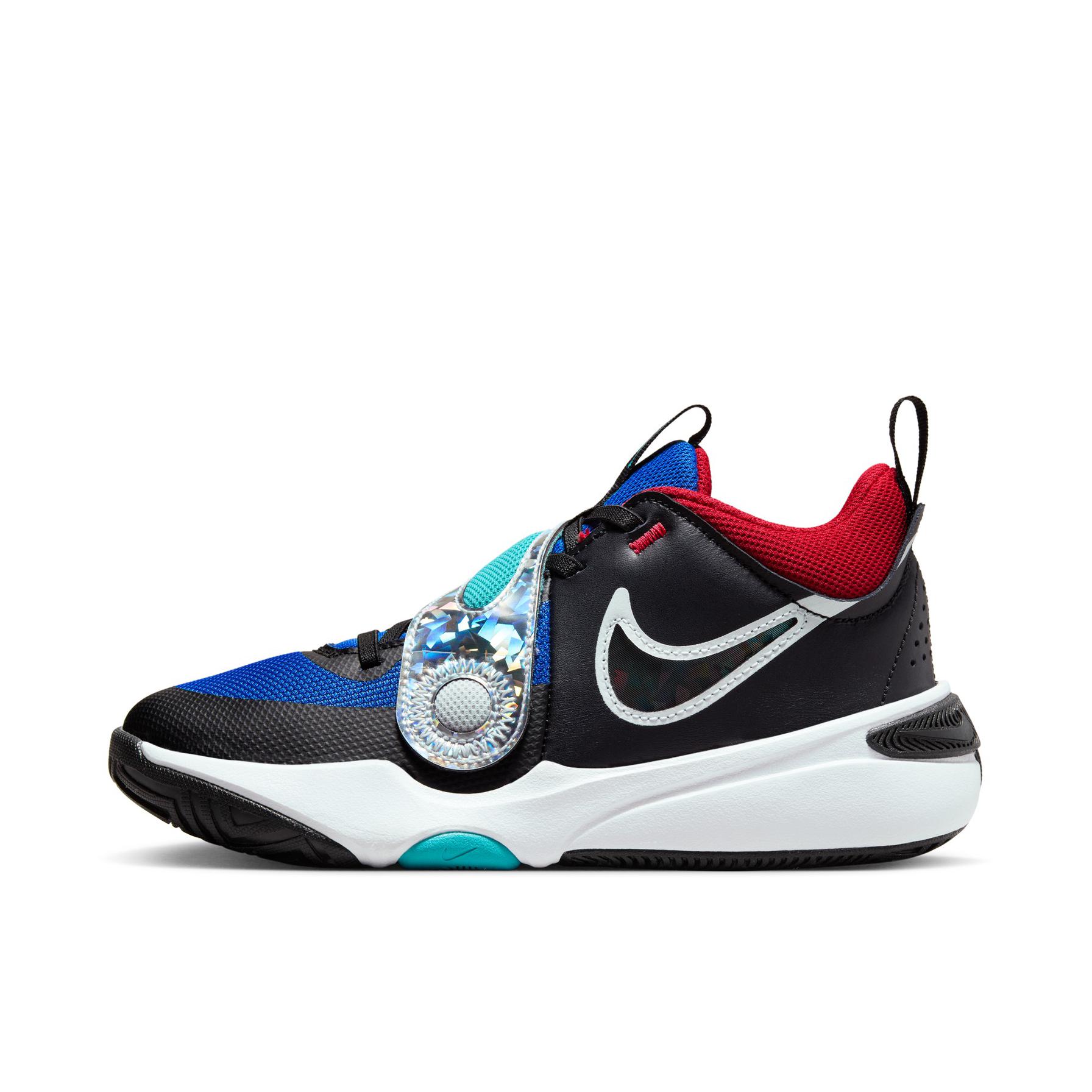 推荐商品：Nike Team Hustle D 11 篮球鞋 防滑耐磨减震回弹舒适透气魔术贴低帮 GS/黑色/白色/游戏宝蓝/红色