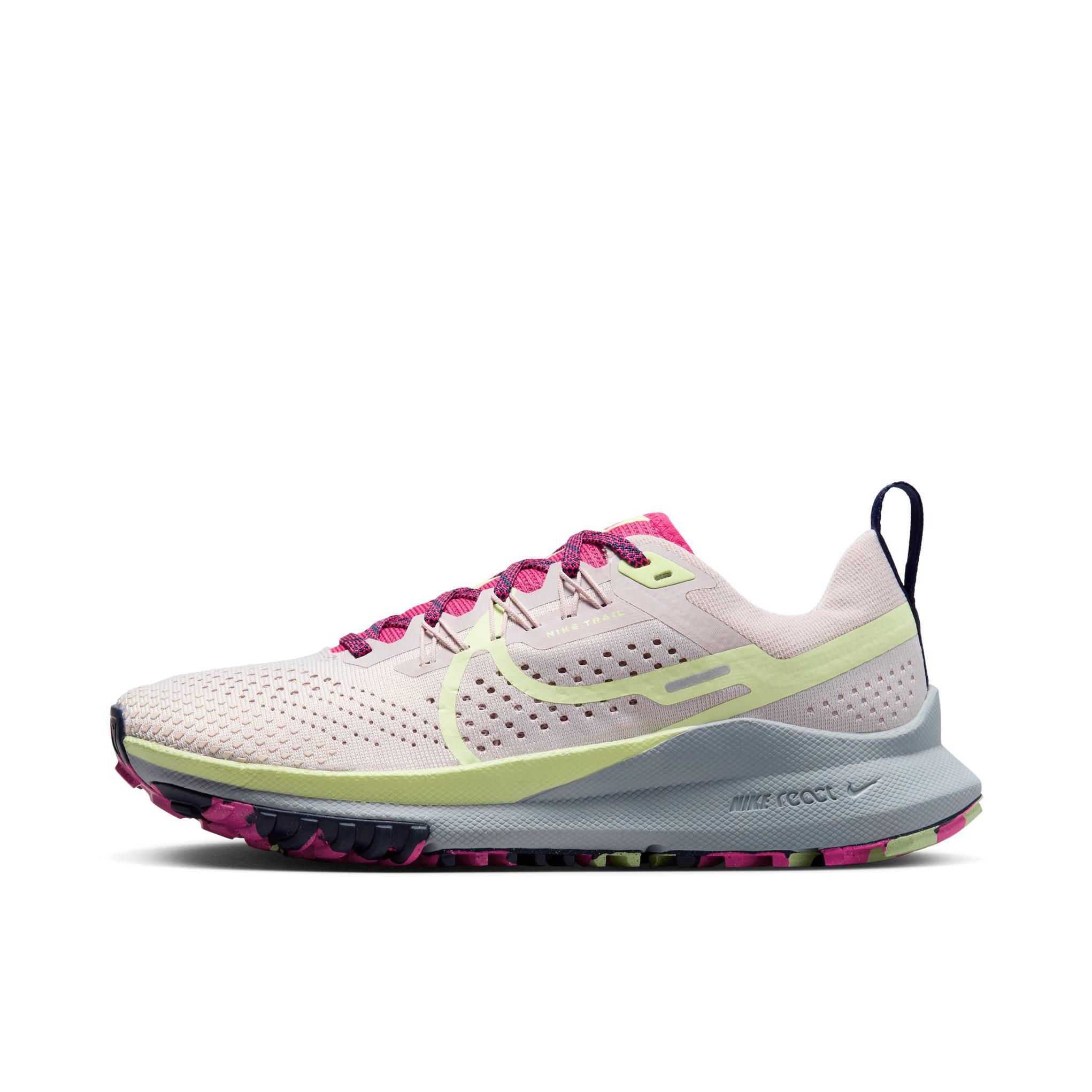 推荐商品：Nike React Pegasus Trail 4 飞马 跑鞋 缓震户外越野防水防滑织物支撑训练圆头回弹平稳 女款/灰色/粉色