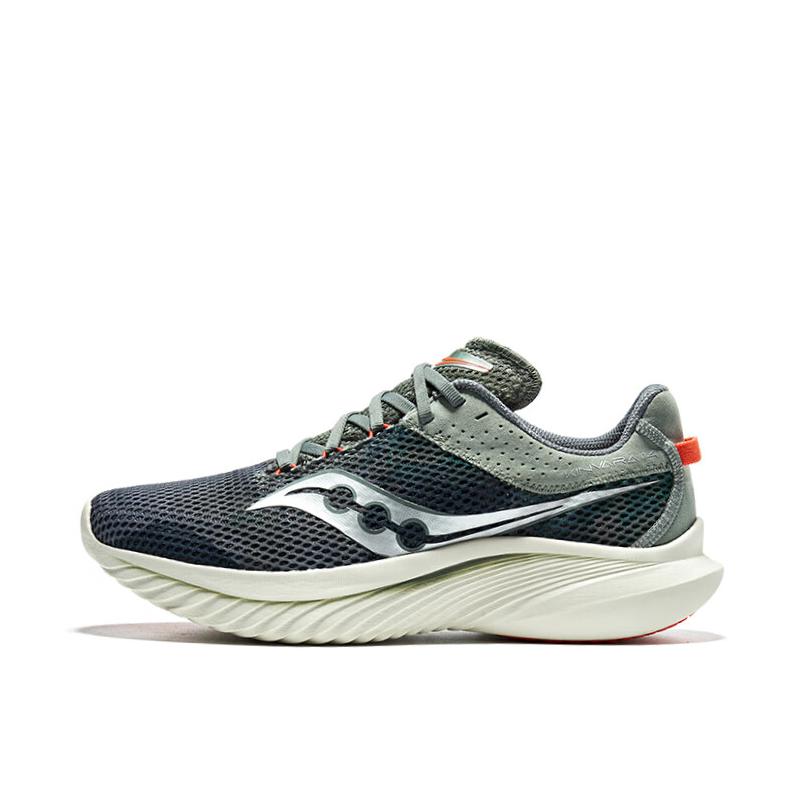 推荐商品：Saucony/索康尼 Kinvara 菁华 14 轻量 缓震 网面透气 防滑耐磨 跑鞋 深绿/白色/橙色