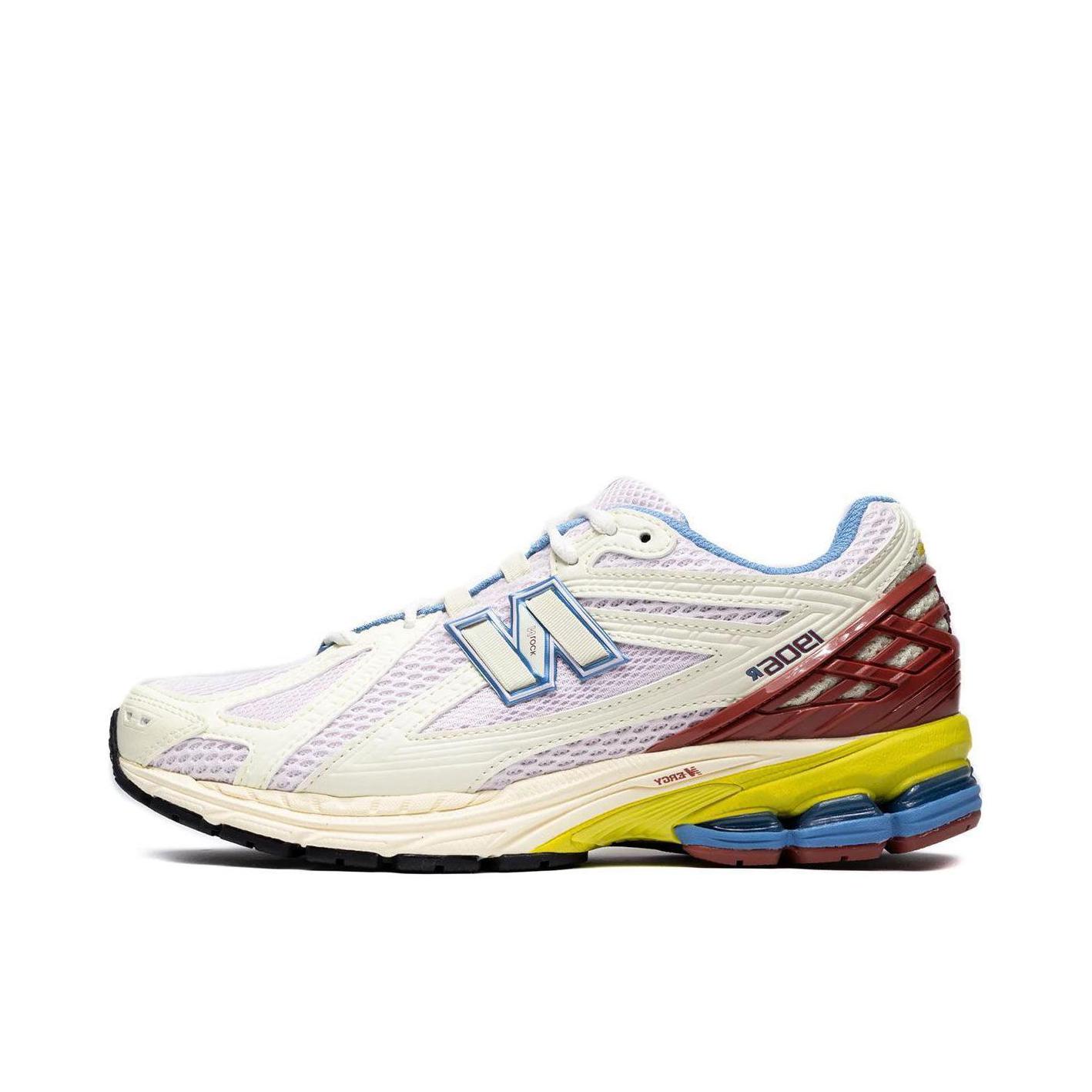 推荐商品：New Balance 1906R 跑鞋 网面透气防滑耐磨轻便复古防水运动贴合 米色/棕色