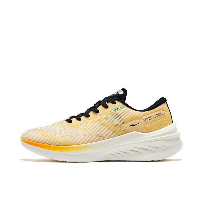 推荐商品：鸿星尔克 驰骋 2.0 缓震回弹 防滑耐磨 舒适软底 网面透气 支撑 跑鞋 51124103040 微晶白/太阳橙/正黑