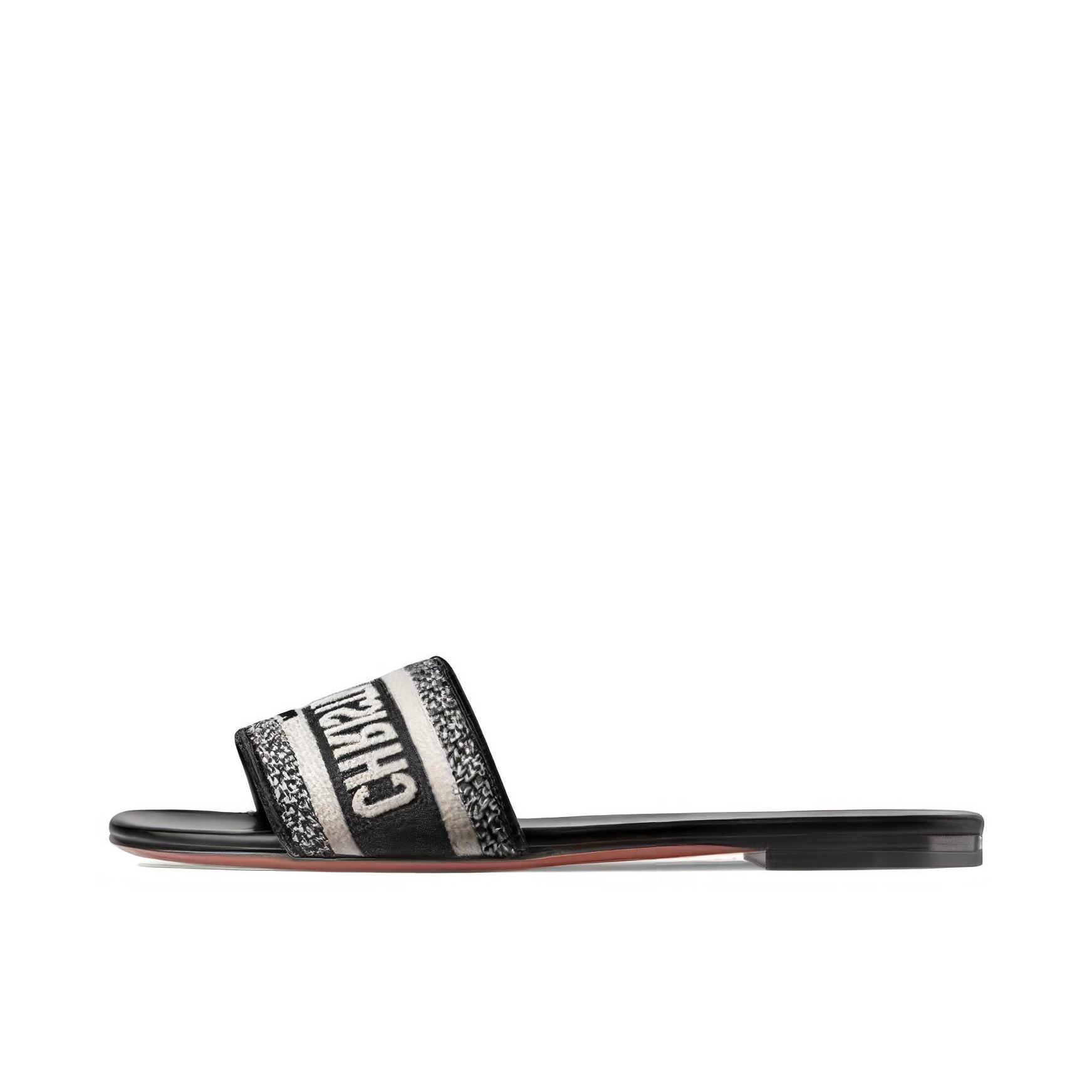 推荐商品：Dior Christian 时尚休闲 轻便舒适 一字 拖鞋 KCQ166ERCS56B 白色/黑色